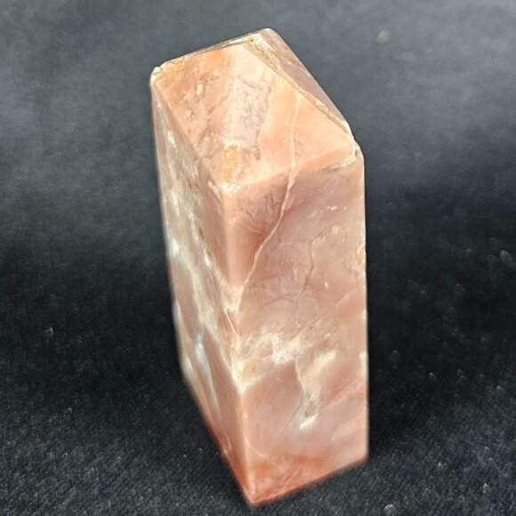 Carnelian Tower - Picture 3 of 10